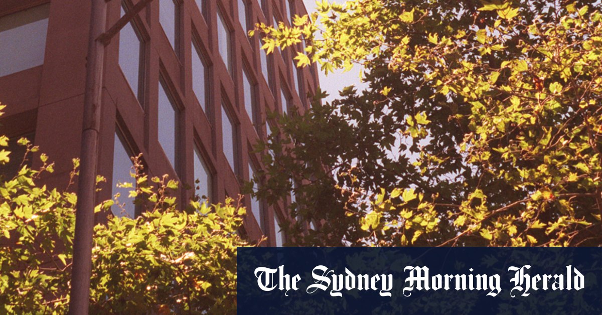 Developer To Sell 147 Apartments In One Hit As Market Cracks Widen