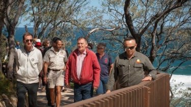 Indigenous rangers could lead tours around Minjerribah, or North Stradbroke Island, like the Point Lookout Gorge. 