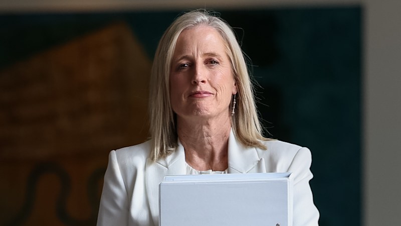 Labor fails to budget for public servant pay rises