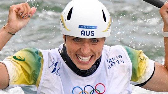 Jess Fox celebrates her second gold medal of the Paris Games.