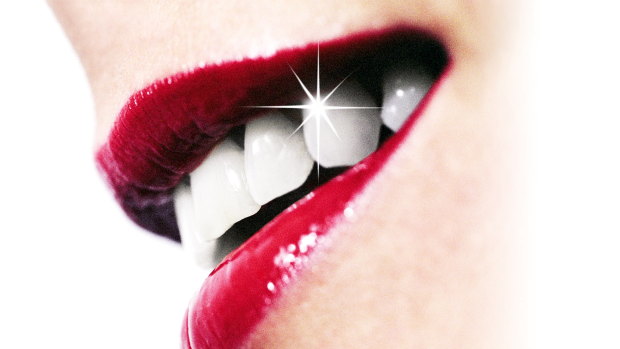 It is estimated more than 3500 dentists in Australia now perform cosmetic procedures. 