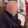 Donors come to aid of veteran vision-impaired Queen Street Mall busker