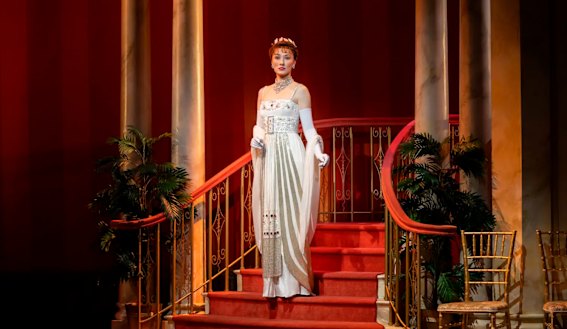 Claire Lyon as Eliza Doolittle