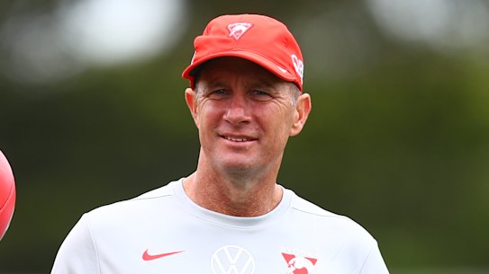 Former Adelaide Crows coach Don Pyke has joined the Swans as an assistant to John Longmire.