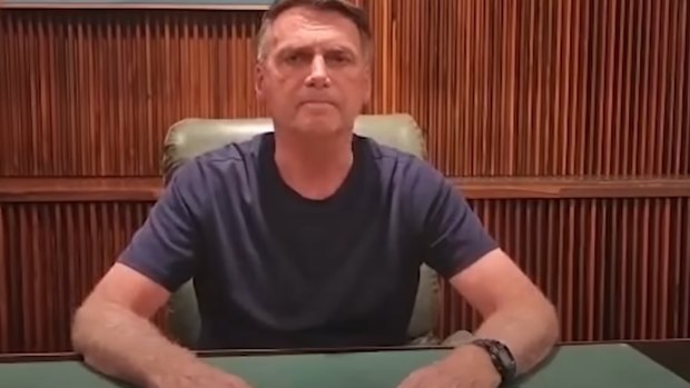 “I know you’re sad. Me too”: Outgoing Brazilian President Jair Bolsonaro addresses protesters via video on November 2. Three weeks later he has filed a request for about half of votes to be annulled.