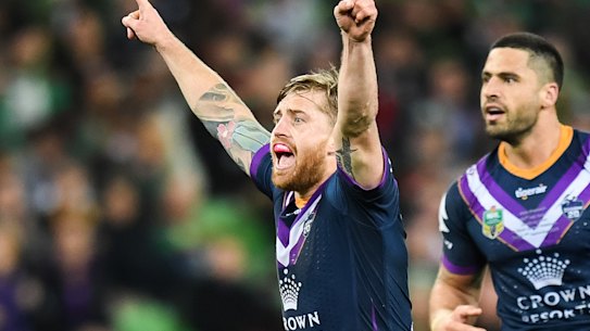 Munster sends "NAS" warning to Sharks as prop returns