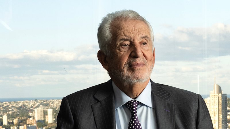 Billionaire Lederer steps up campaign to tip out Elanor in fund raid