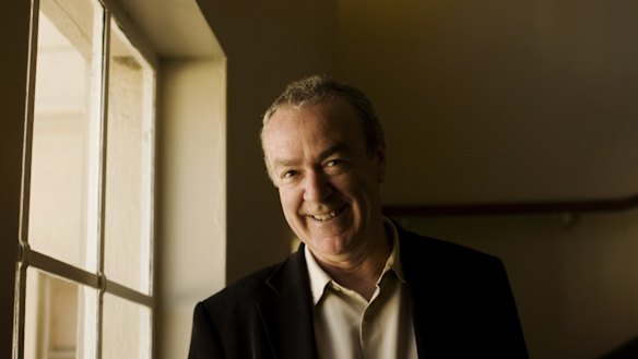 Emeritus Professor Simon Chapman.