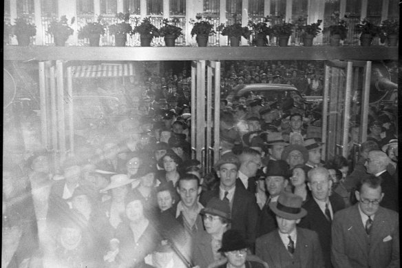 The opening day of a David Jones store in Sydney in May 1938. 