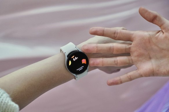 Samsung’s Galaxy Watch4 can perform a body composition test on demand.