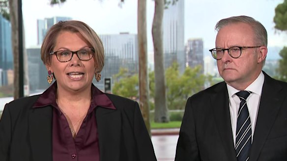 Dorinda Cox and Anthony Albanese at the press confrence where she announced her defection.