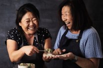 Nagi Maehashi and her mother, Yumiko, making gyoza.