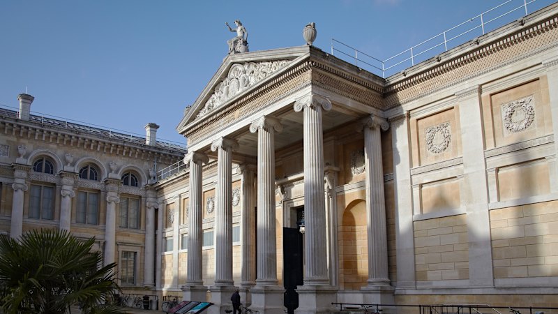 Britain’s oldest museum just one highlight of this famous university town (australia) — SMH