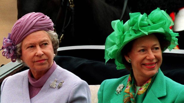 The ashes of the Queen’s sister, Princess Margaret, are also in the chapel.