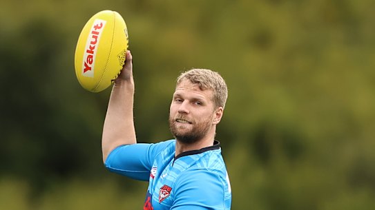 Essendon’s Jake Stringer says he’s pain free and ready for round one.