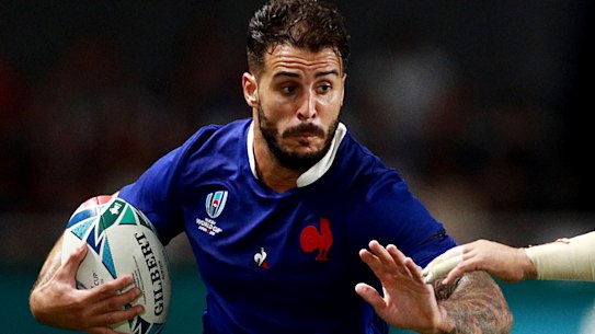 France's Sofiane Guitoune takes on Mike Teo of the United States.