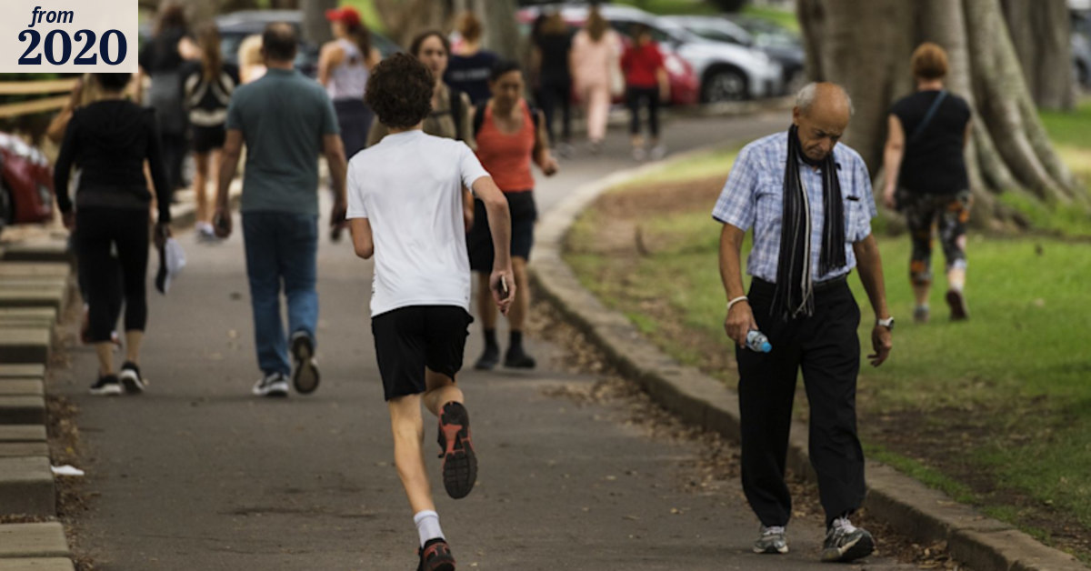 Sydney joggers urged to 'try out new areas' amid crowding on popular paths