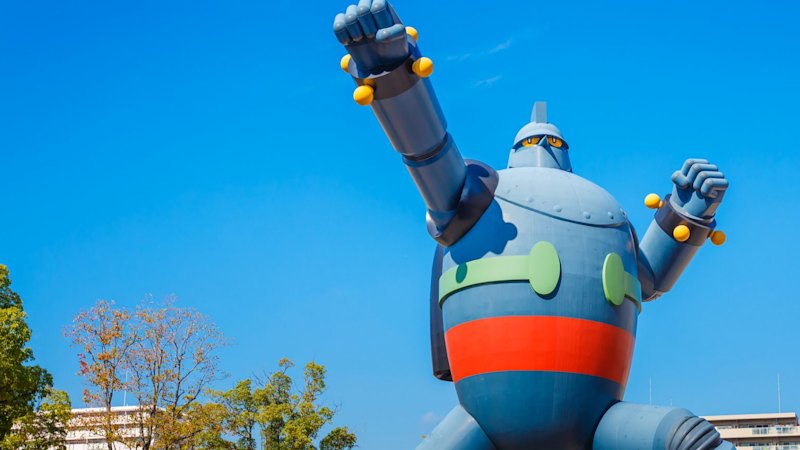 Writer reflects on Kobe’s resilience after earthquake and a symbolic robot