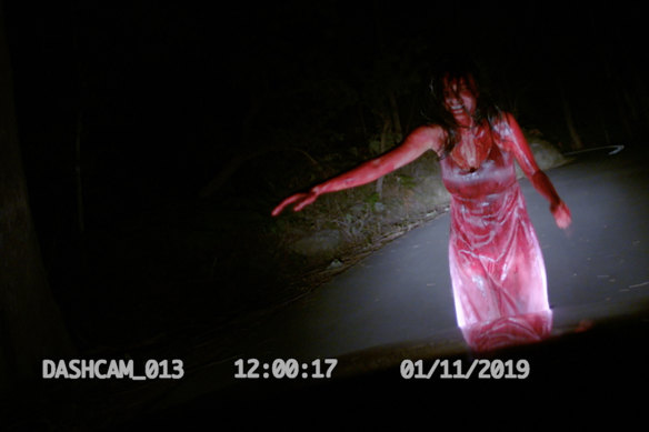Two women come across a car accident late at night in the creepy Deadhouse Dark.