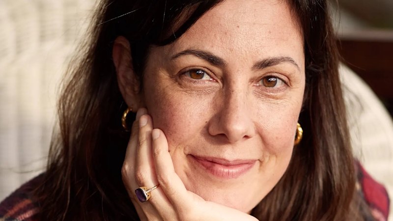 This smart, funny, topical school novel is set over one lunch break