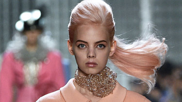 At Marc Jacobs the vintage winged eyeliner got an update with the prettiest pink lid. 