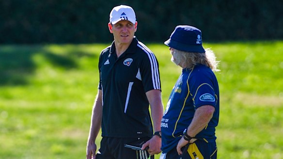 Peter Hewat will join Laurie Fisher and Dan McKellar at the Brumbies until 2021.