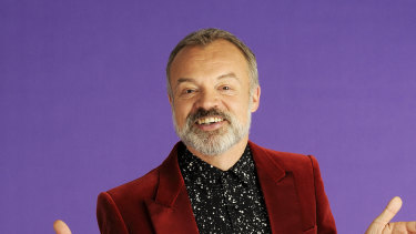 Graham Norton hosts Sally Field and Bill Pullman.