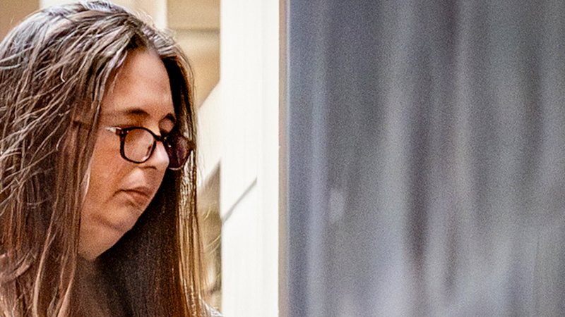 ‘What morons’: Erin Patterson’s defence team shows Facebook exchange about Simon’s family