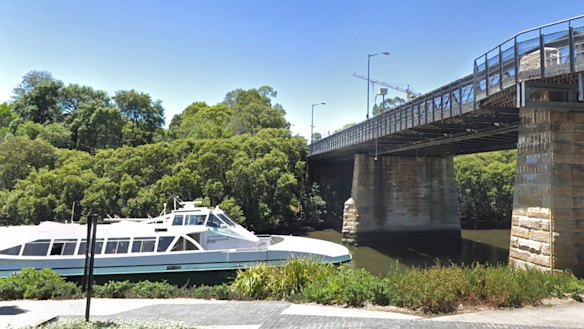 A street view of Gasworks Bridge at Parramatta.