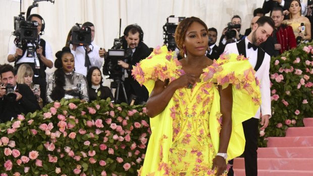 Is Serena Williams getting a lasagne dish for Mother's Day? I doubt it!