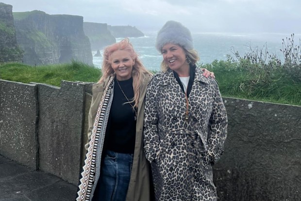 Travel Guides 2026 Ireland Lucinda Light and Andie Thompson