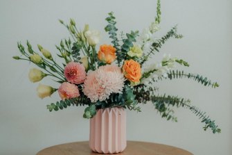 Melbourne’s Flox Botanicals sends bouquets in a flat pack to let you show off your arranging skills.
