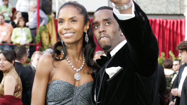 Kim Porter and Sean 'Diddy' Combs together at the Oscars in 2005. 