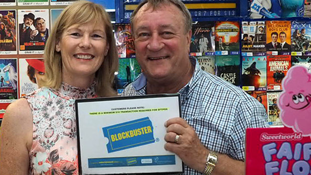 Lyn and John Borszeky are closing the last blockbuster store in Australia. 