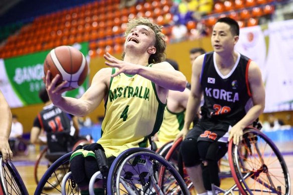 Eithen Laird in action for the Rollers.