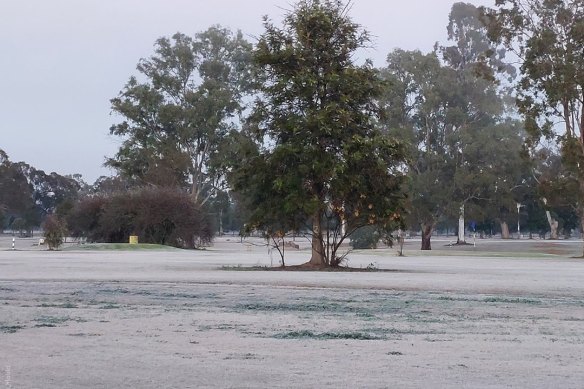 A frosty start to the morning for many parts of south east Queensland on Sunday