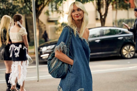 Dee Salmin: “I like how baggy clothes are not about the body, but comfort.”  
