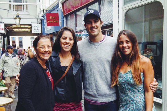 Maria Cummins with son Pat and daughters Laura and Kara.