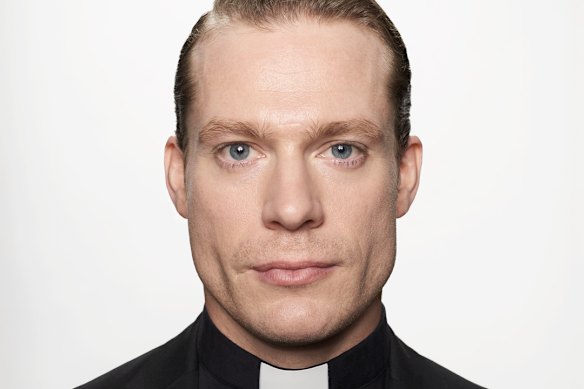 Sam Reid as Father Flynn in Doubt: A Parable. 