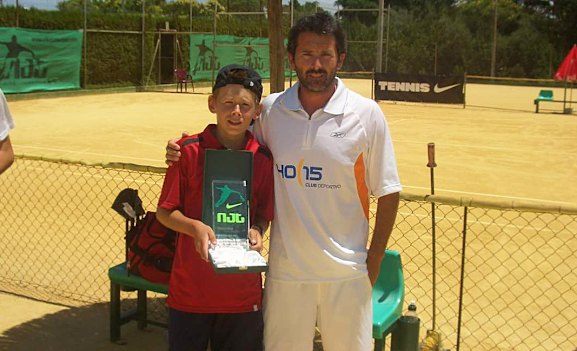 Adolfo Gutierrez has coached de Minaur since he was a child.
