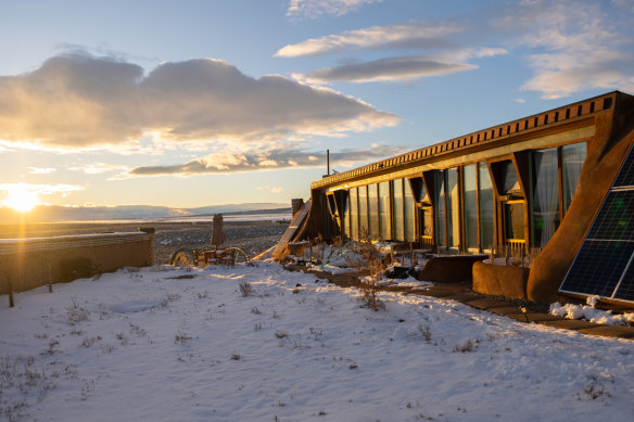 Stay the night in a luxury off-grid Earthship.