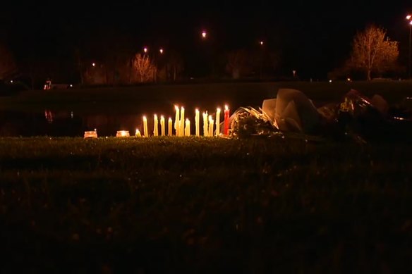 A vigil was held for two women who drowned in an Aveley lake on Sunday.
