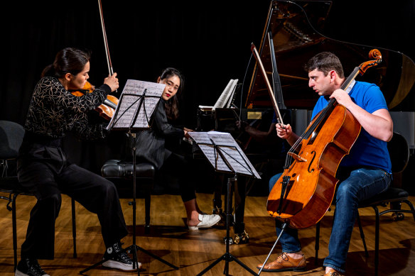 Z.E.N. Trio are (l-r) Esther Yoo, Zhang Zuo, and Narek Hakhnazaryan.