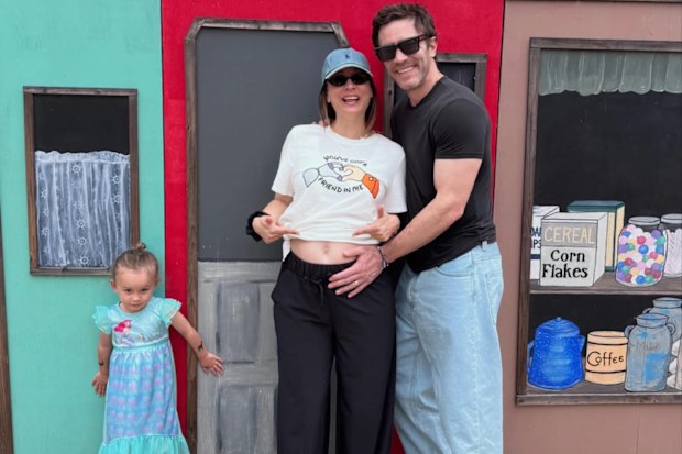 Kaley Cuoco pregnant with second child