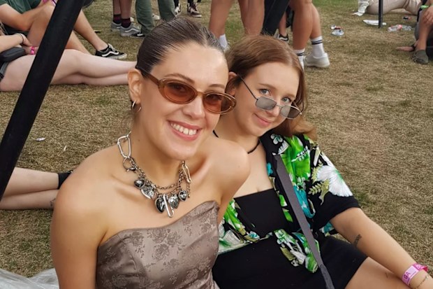 90s sunglasses tiny sunglasses festival season 
