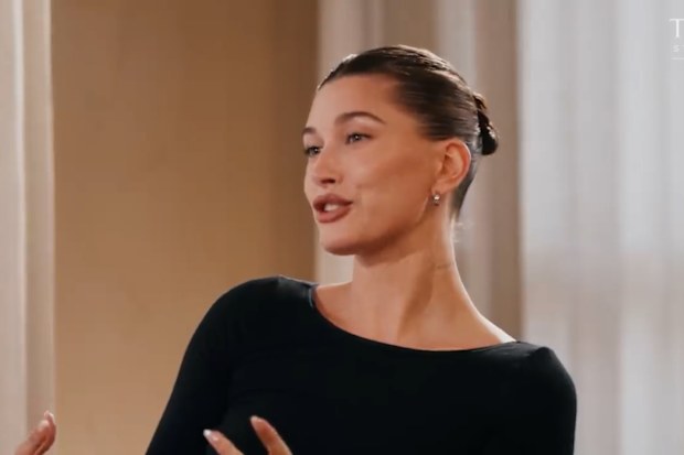 Hailey Bieber