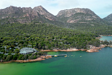 Charli Robinson checked into a hidden luxury eco-resort, and got hands on with some of the region’s fresh seafood on Getaway 2026.