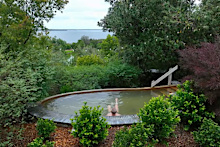 David Reyne discovered an indulgent geothermal bathing sanctuary, a luxury glamping experience, and peaceful coastal vibes at the lakeside town of Metung on Getaway 2026.