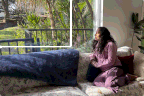 Claire Gomez strata squeeze graphic