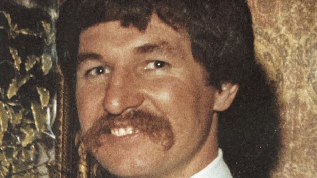 Great Bookie Robber Ian Revell Carroll at his brother Greg’s Wedding.
